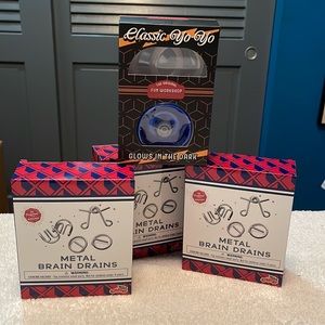 3 Metal Brain Drains and 1 Glow in the dark Classic Yo-Yo. All NIB!